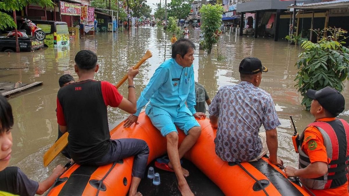 38 Ribu Warga Terdampak Banjir di Pekanbaru