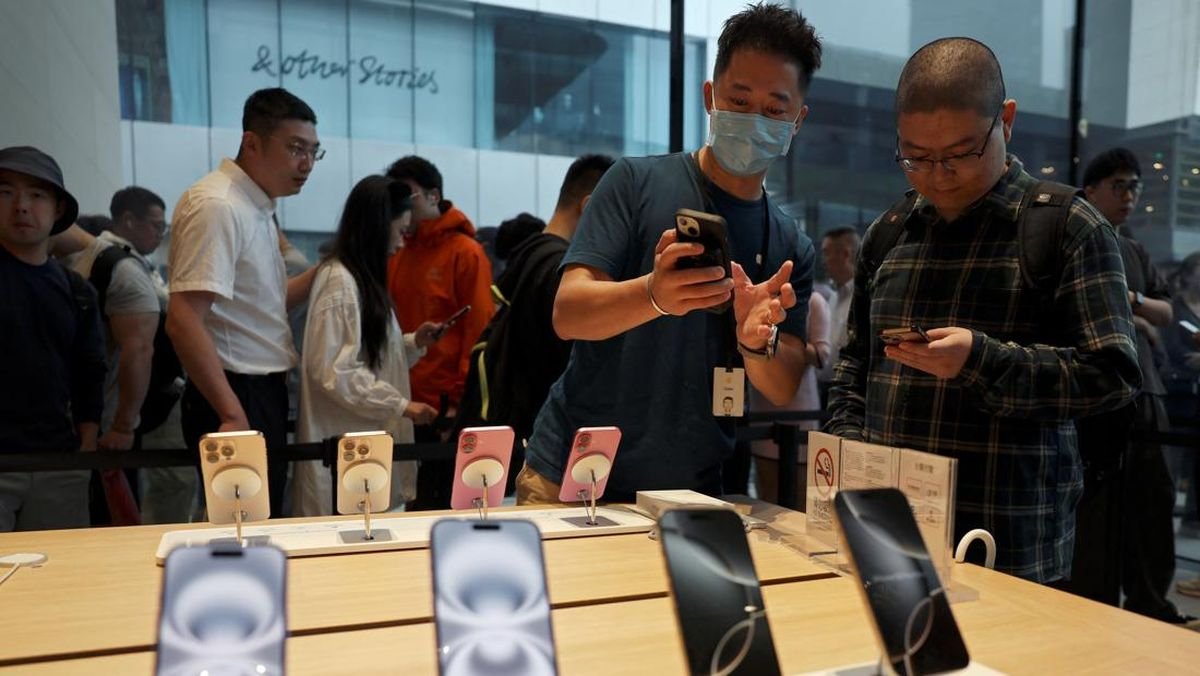 Menperin Kasih Sinyal iPhone 16 Dijual di RI Sebelum Lebaran