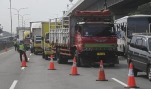 Dilarang Melintas Tol Saat Mudik, Pengusaha Truk Mogok Mulai 20 Maret