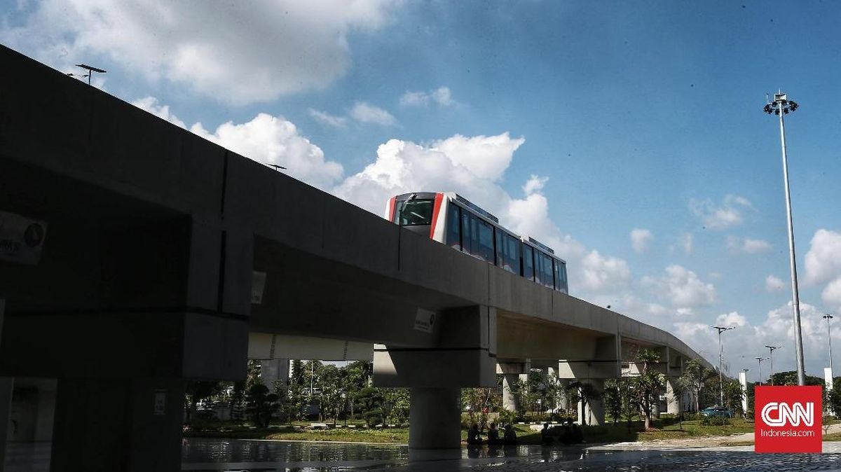 Kemenhub Kaji Skytrain Jadi Pengumpan untuk MRT dan LRT