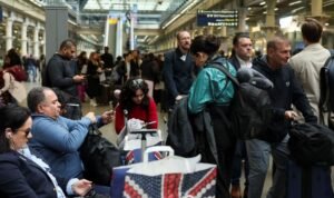 Bandara Heathrow di London Kembali Beroperasi Usai Kebakaran Gardu