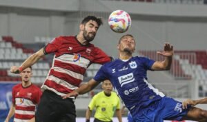 10 Pemain Madura United Tekuk PSIS 2-1