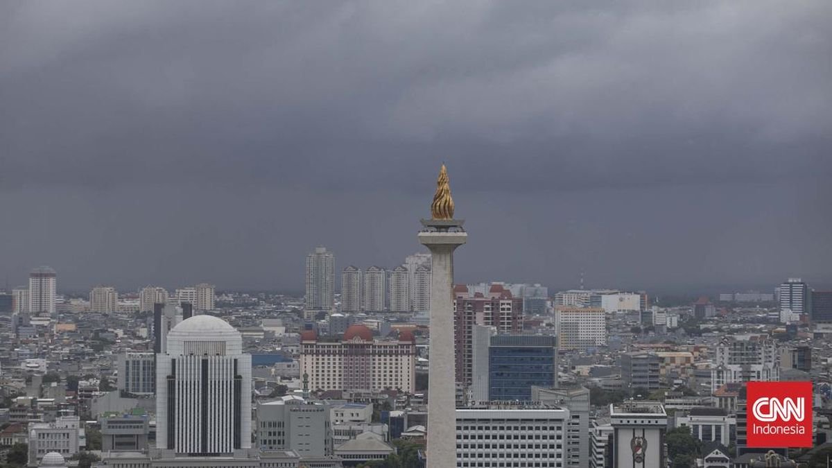 12 Ton Garam Disemai selama Enam Hari Modifikasi Cuaca Jakarta