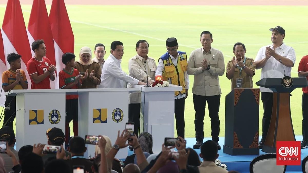 Erick Kenalkan Legenda, Pemain Muda dan Timnas Wanita ke Prabowo