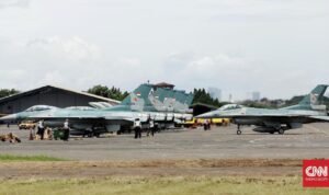 Viral Pesawat Tempur F16 Dicuci Manual Bak Mobil, TNI AU Buka Suara