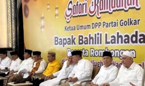 Safari Ramadan ke Ponpes, Bahlil Nilai Ulama Penting Jaga Persatuan