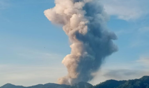 Gunung Dukono Maluku Utara Erupsi, Sembur Abu Sampai 2 Ribu Meter