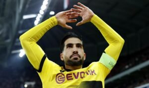 Dortmund Lolos ke Perempat Final