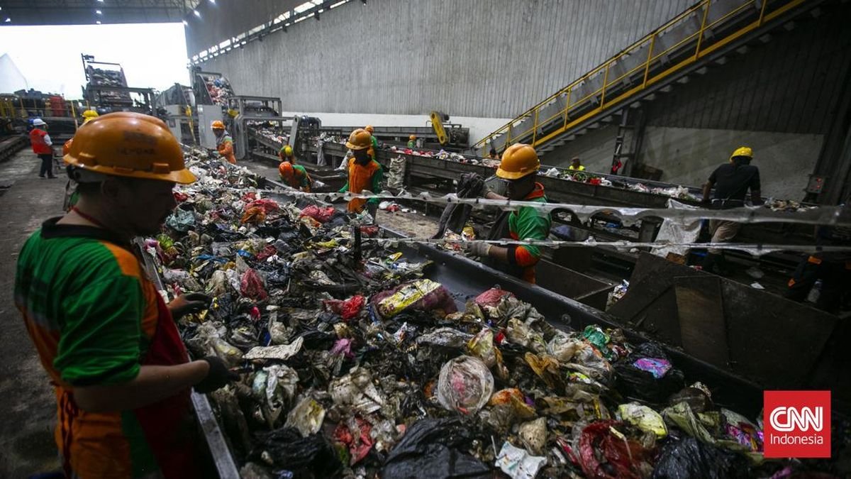 Mengintip Pengolahan Sampah Jadi Bahan Bakar di RDF Bantargebang