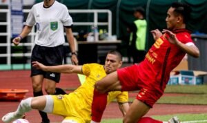 Kronologi Gol Jarak Jauh Rizky Ridho di Laga Persija vs Arema