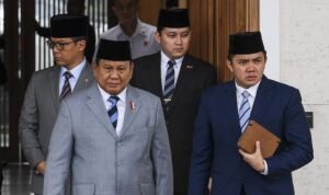 Melihat Aturan Posisi Seskab Teddy di Bawah Sesmilpres-Setneg