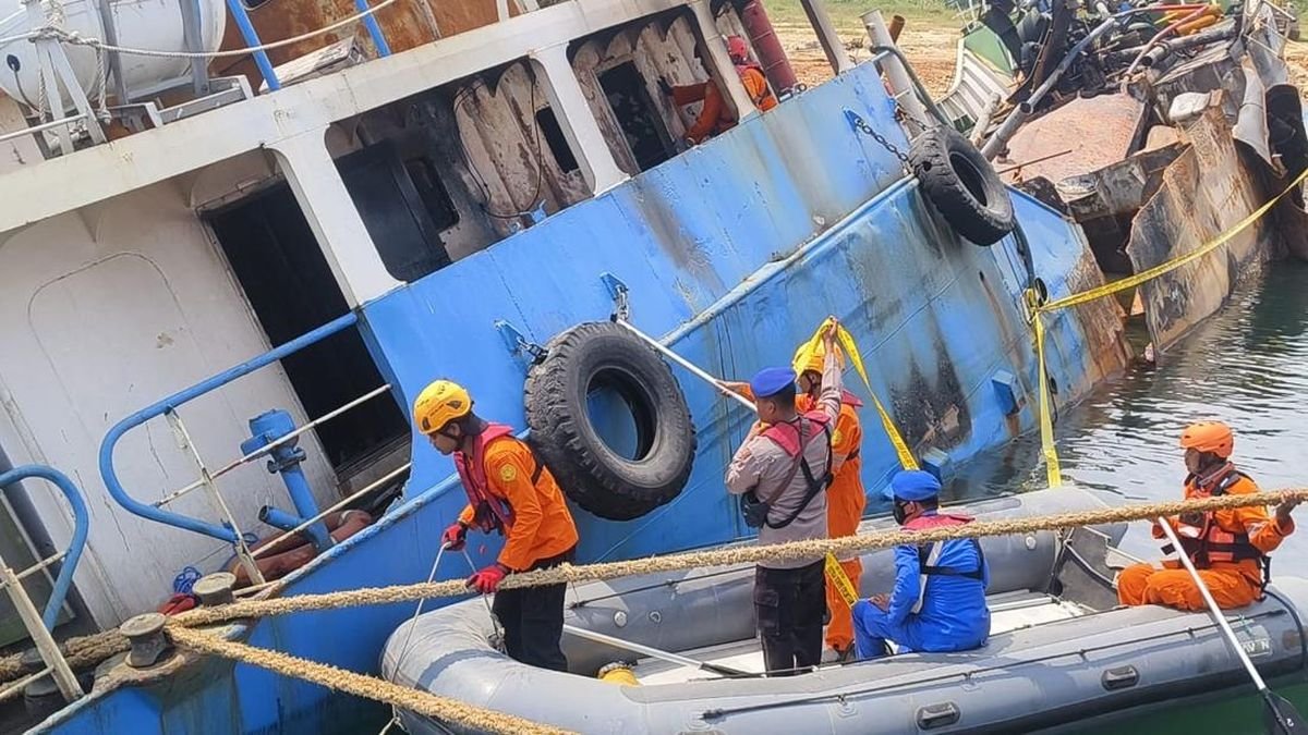 1 Korban Kapal Meledak di Lamongan Masih Hilang, Pencarian Dilanjutkan