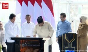 Momen Prabowo Resmikan Smelter Emas Freeport di Gresik