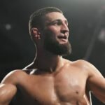 Khamzat Chimaev Tak Mau Sesumbar Menang Ronde Pertama Atas Du Plessis